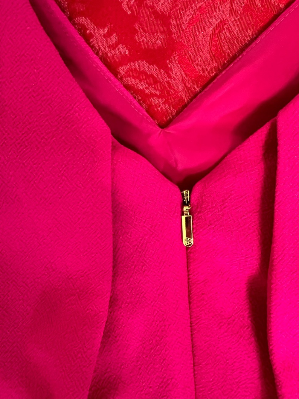 Trina Turk Hot Pink Shift Dress Women's Size 4 Sleeveless V-Neck Cocktail Career - Picture 4 of 10